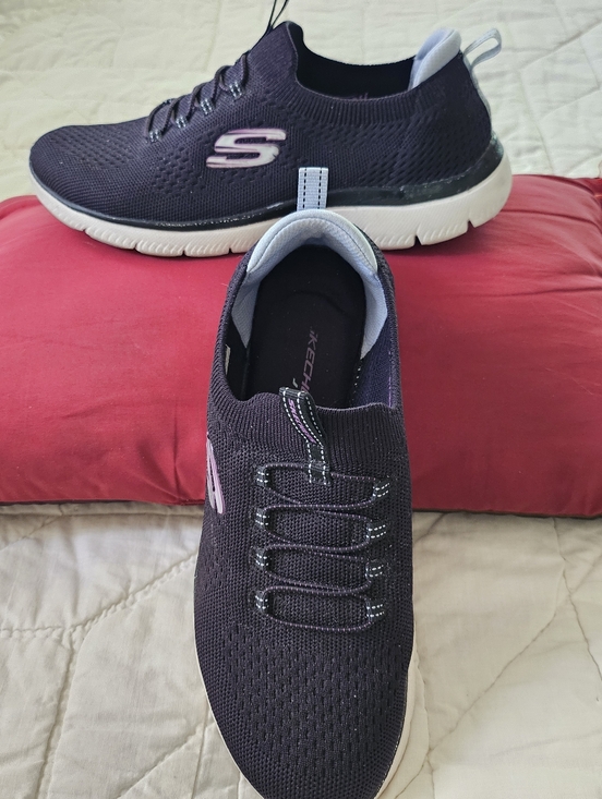 Skechers Shoes - Skechers Women's Black And Light Lavender Stretch Sneakers- Size 8.5